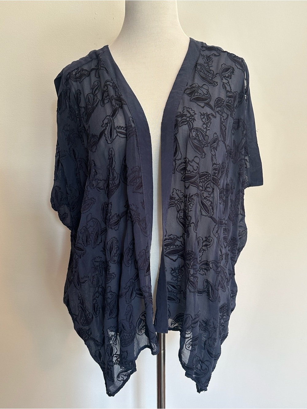 Gypsy 05 Embroidered Kimono